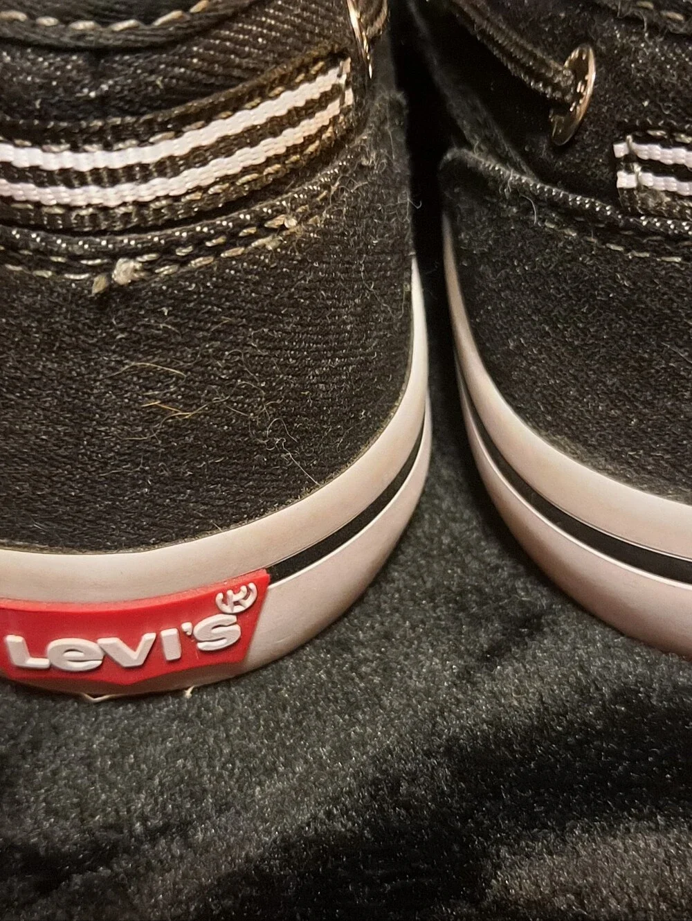 Levi's Mens Black Slip-On Comfort Tech Loafers with Red Accents Sz 8